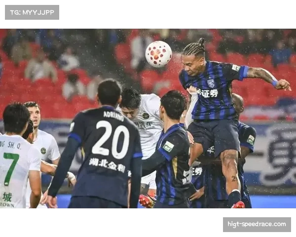 上海海港状态回暖，蒋光太伤愈复出助球队4-0完胜武汉三镇